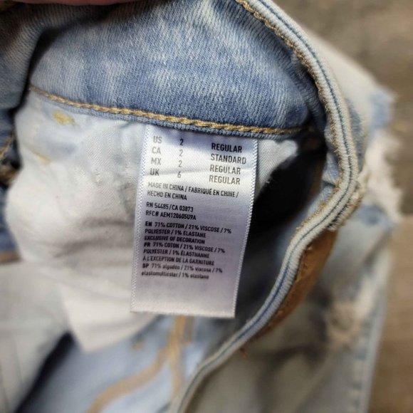 American Eagle distressed jeans - Picture 3 of 6